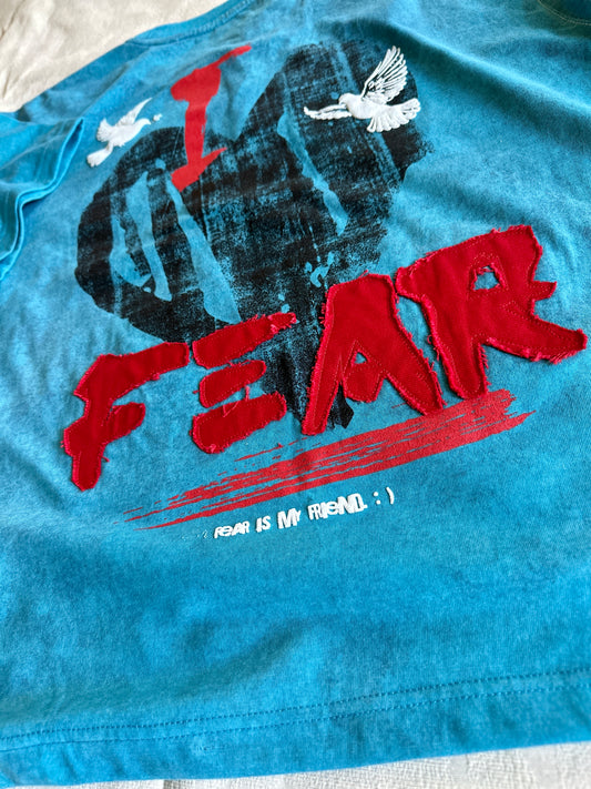 LOVE IS FEAR HEAVYWEIGHT TEE